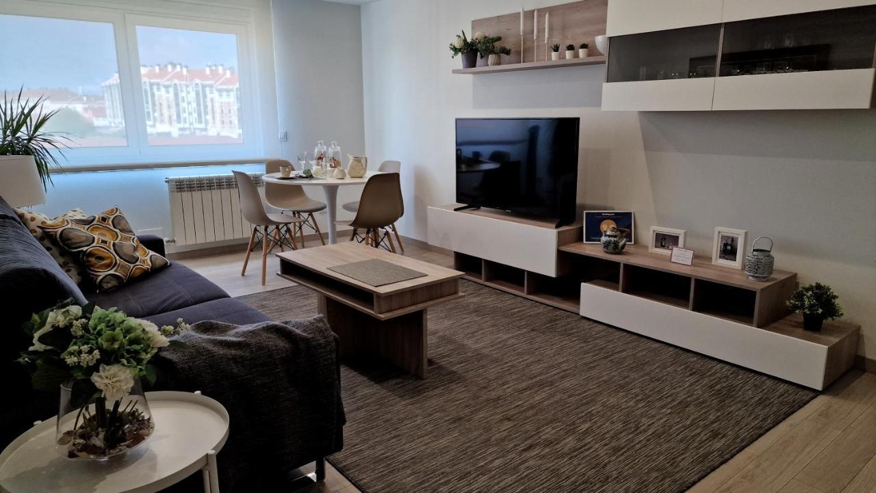 Apartamento Soleado a un paseo de la Catedral Santiago de Compostela Exterior foto
